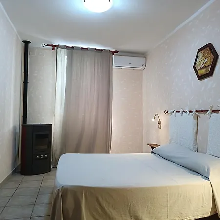 La Mezzanella Affittacamere 2*